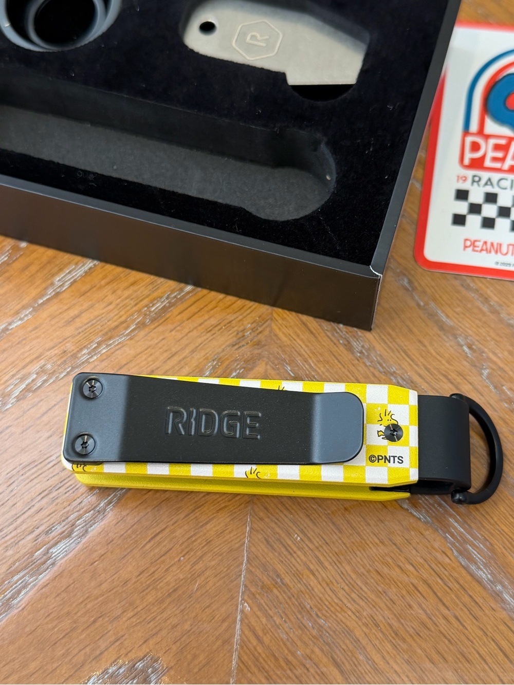 NEW Ridge x Peanuts Checkerboard Speed Club Keycase - Picture 5 of 7